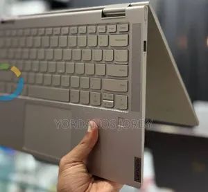 New Laptop Lenovo Yoga C740 8GB Intel Core i5 SSD 512GB