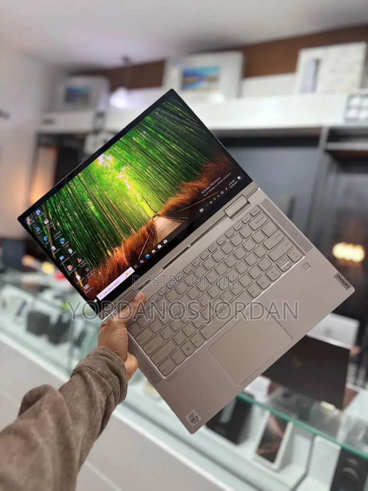New Laptop Lenovo Yoga C740 8GB Intel Core i5 SSD 512GB