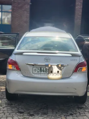 Toyota Yaris 1.0 VVT-i 2008 Silver