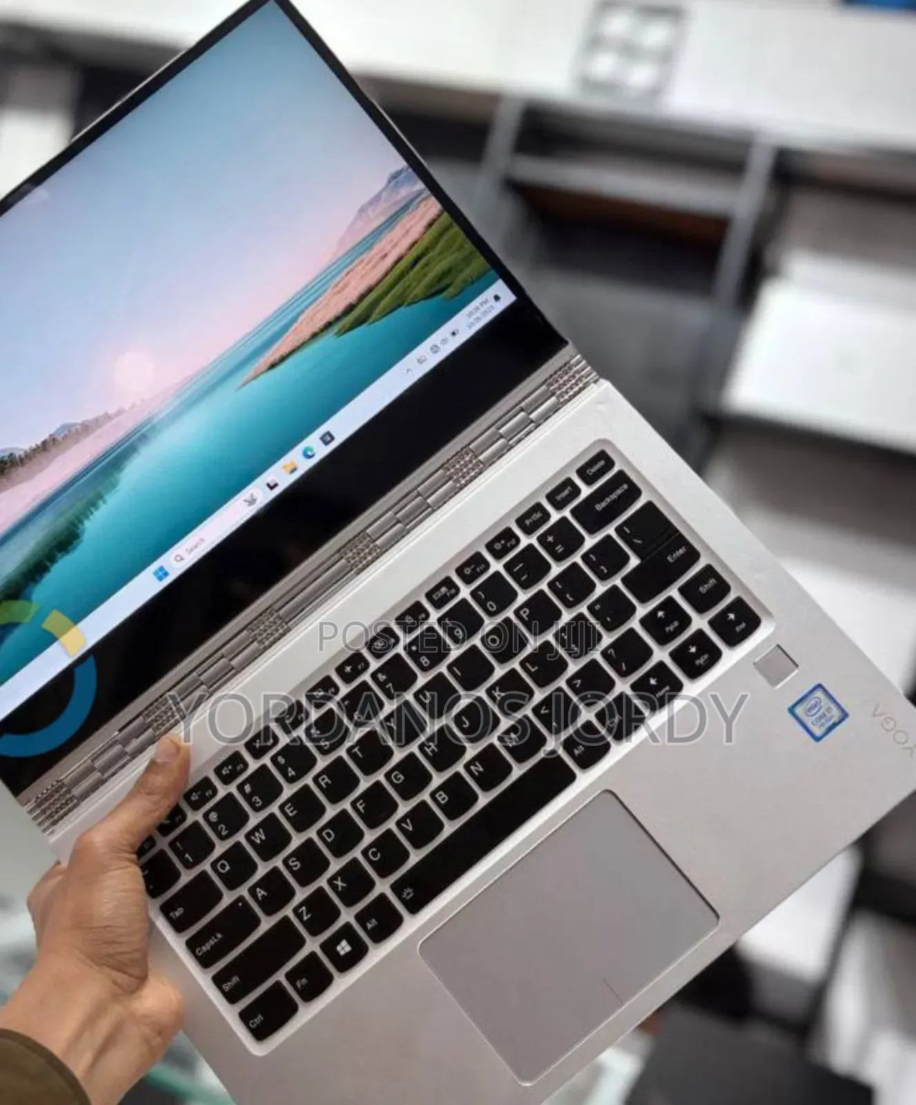 New Laptop Lenovo Yoga 910 8GB Intel Core I7 SSD 512GB