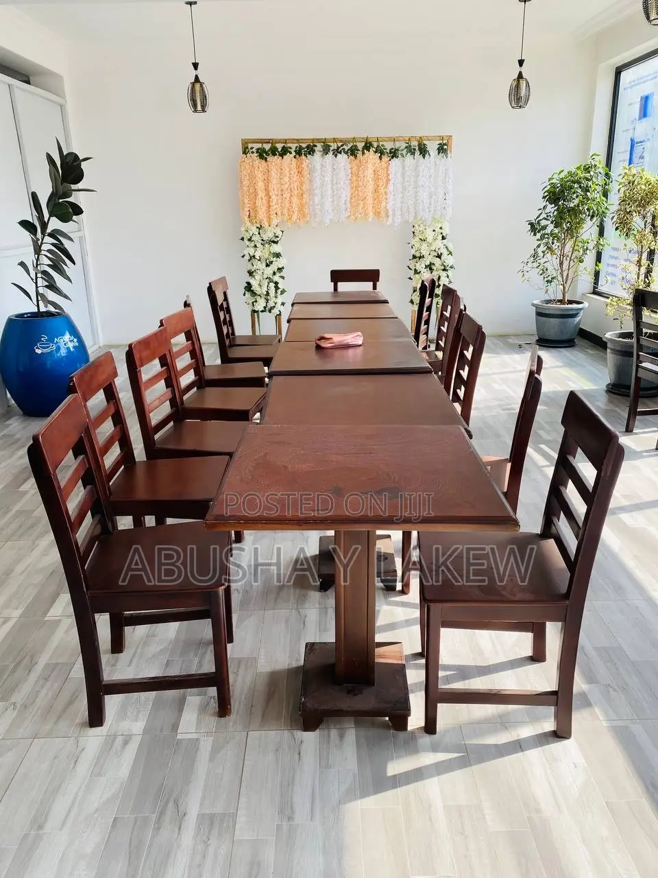 Cafe Table and Chair