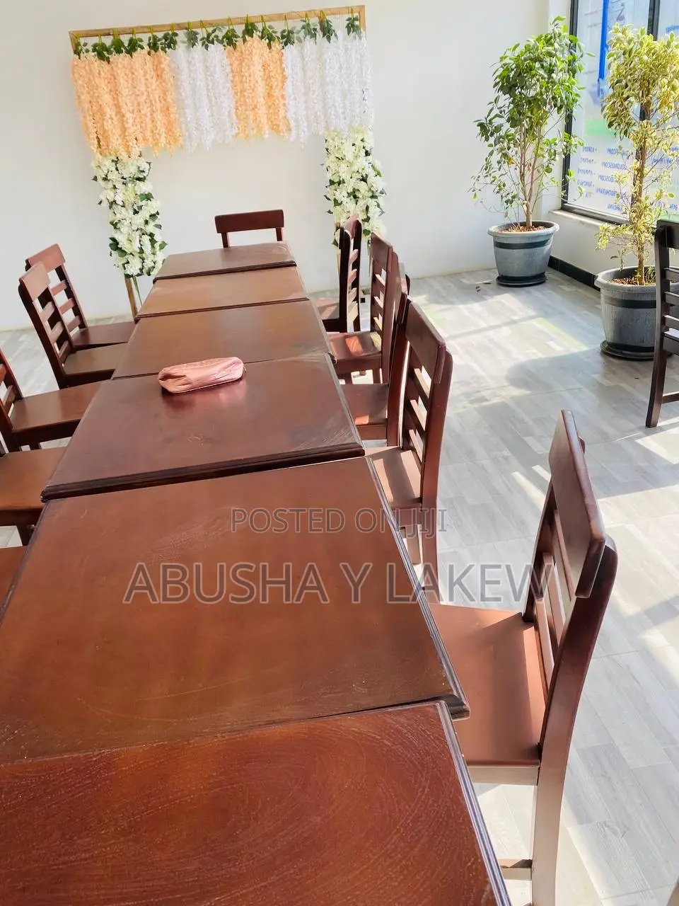 Cafe Table and Chair