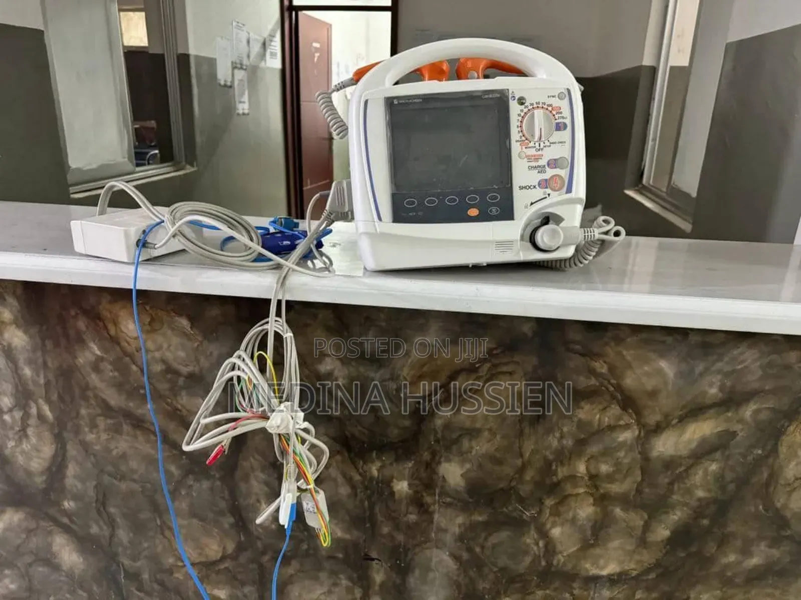 Nikodon Defibrillator