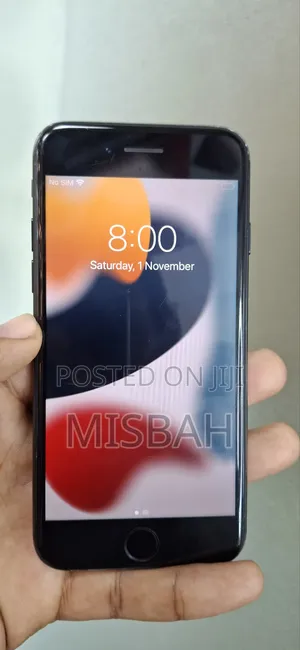 Photo - Apple iPhone 7 128 GB Black