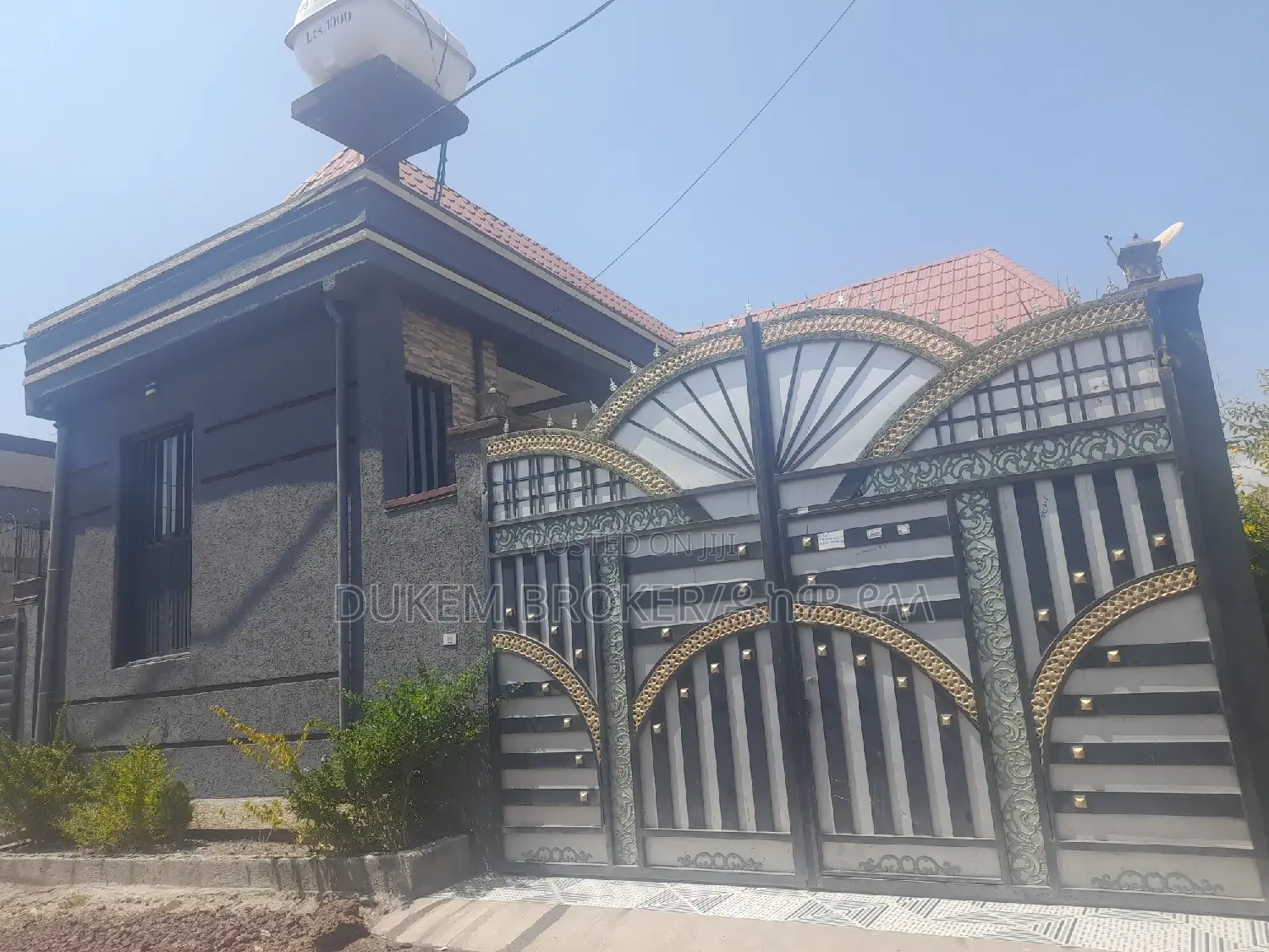 Furnished 2bdrm House in ዱከም, East Shewa for sale