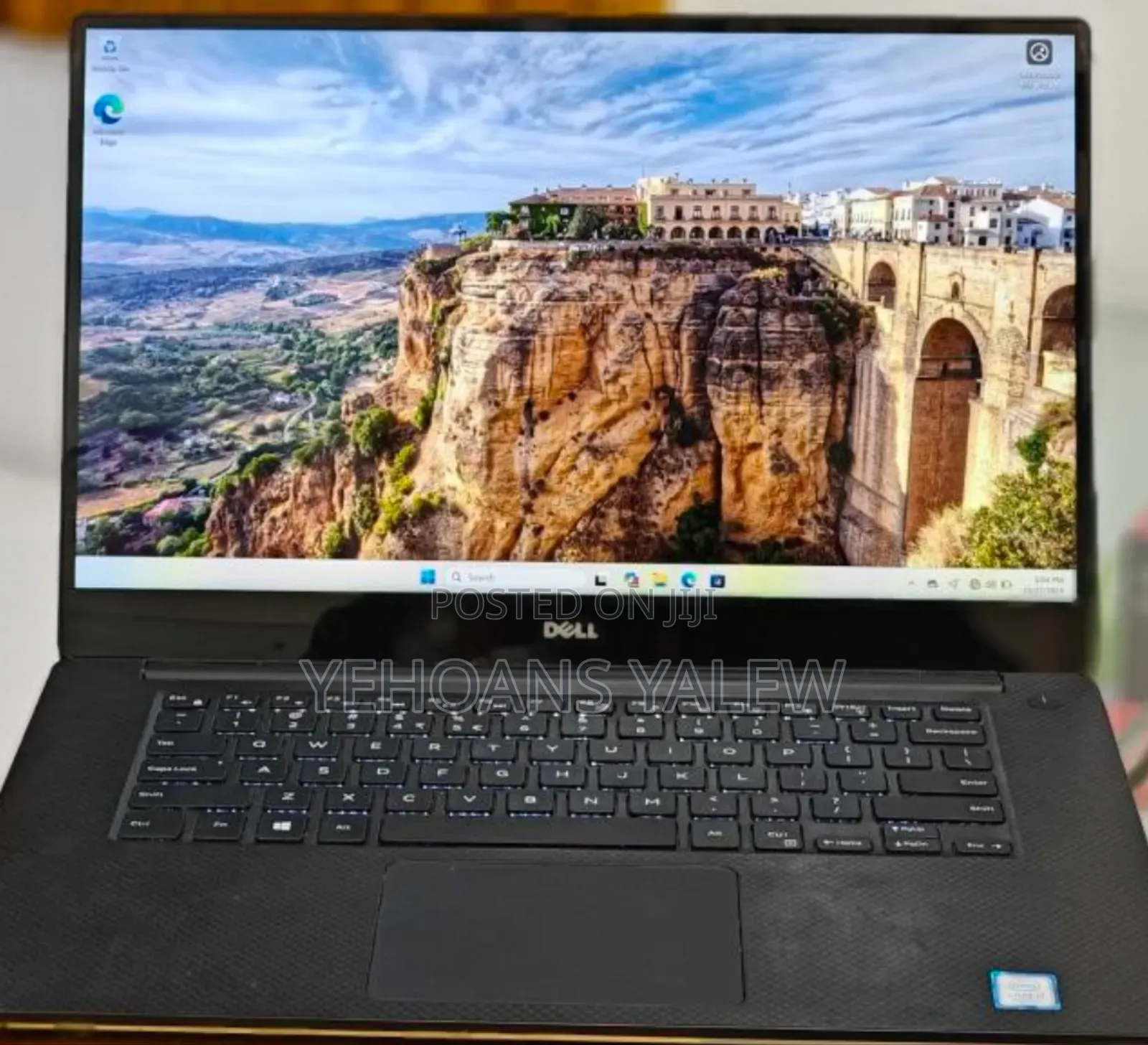 New Laptop Dell XPS 15 16GB Intel Core I7 SSD 256GB