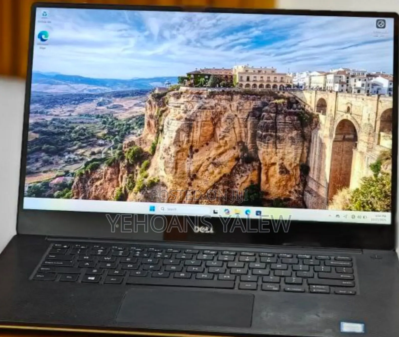 New Laptop Dell XPS 15 16GB Intel Core I7 SSD 256GB