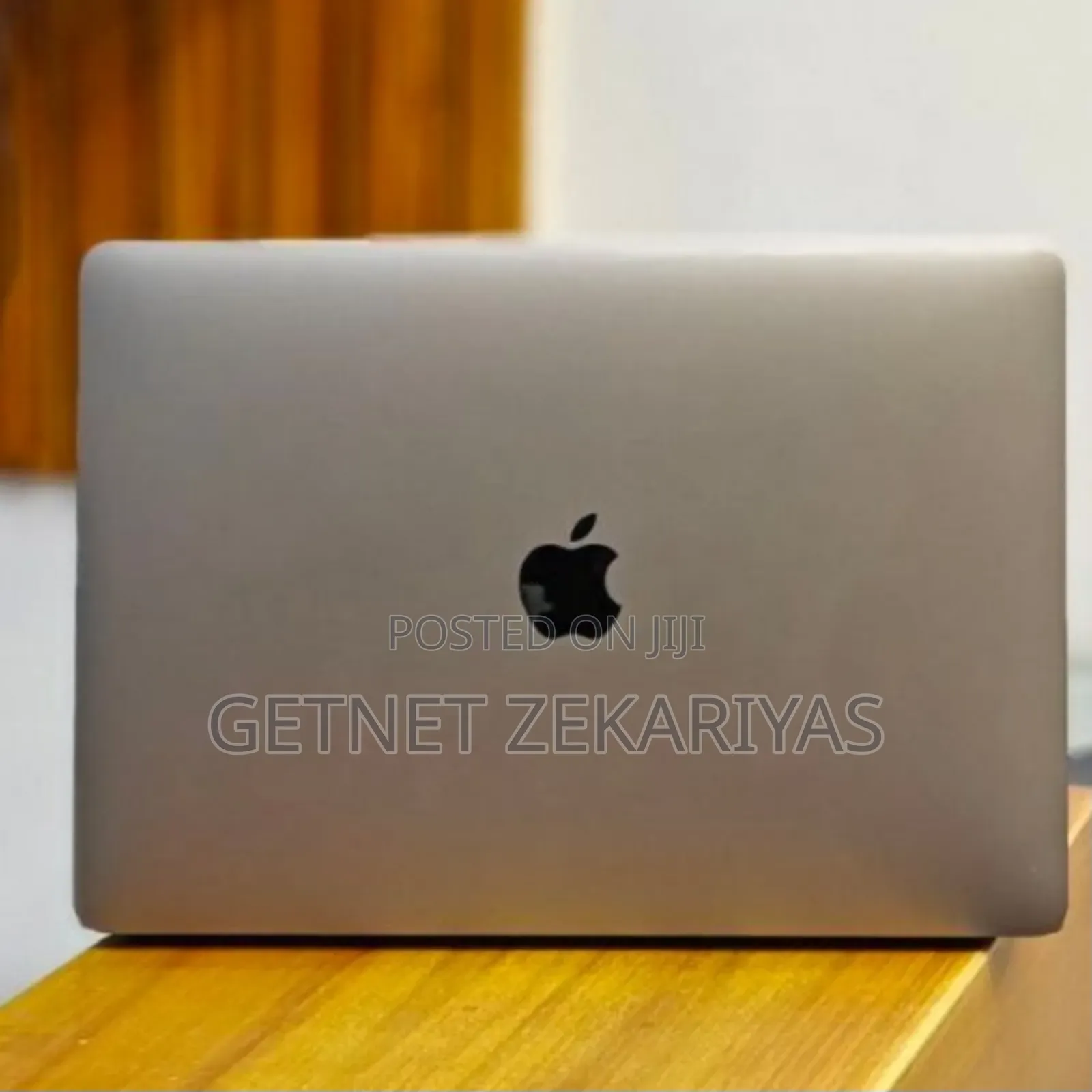 New Laptop Apple MacBook Pro 2019 16GB Intel Core I5 SSD 256GB