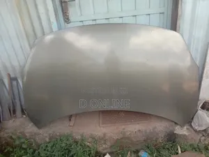 Photo - የዲዛየር ኮፈን ያገለገለ