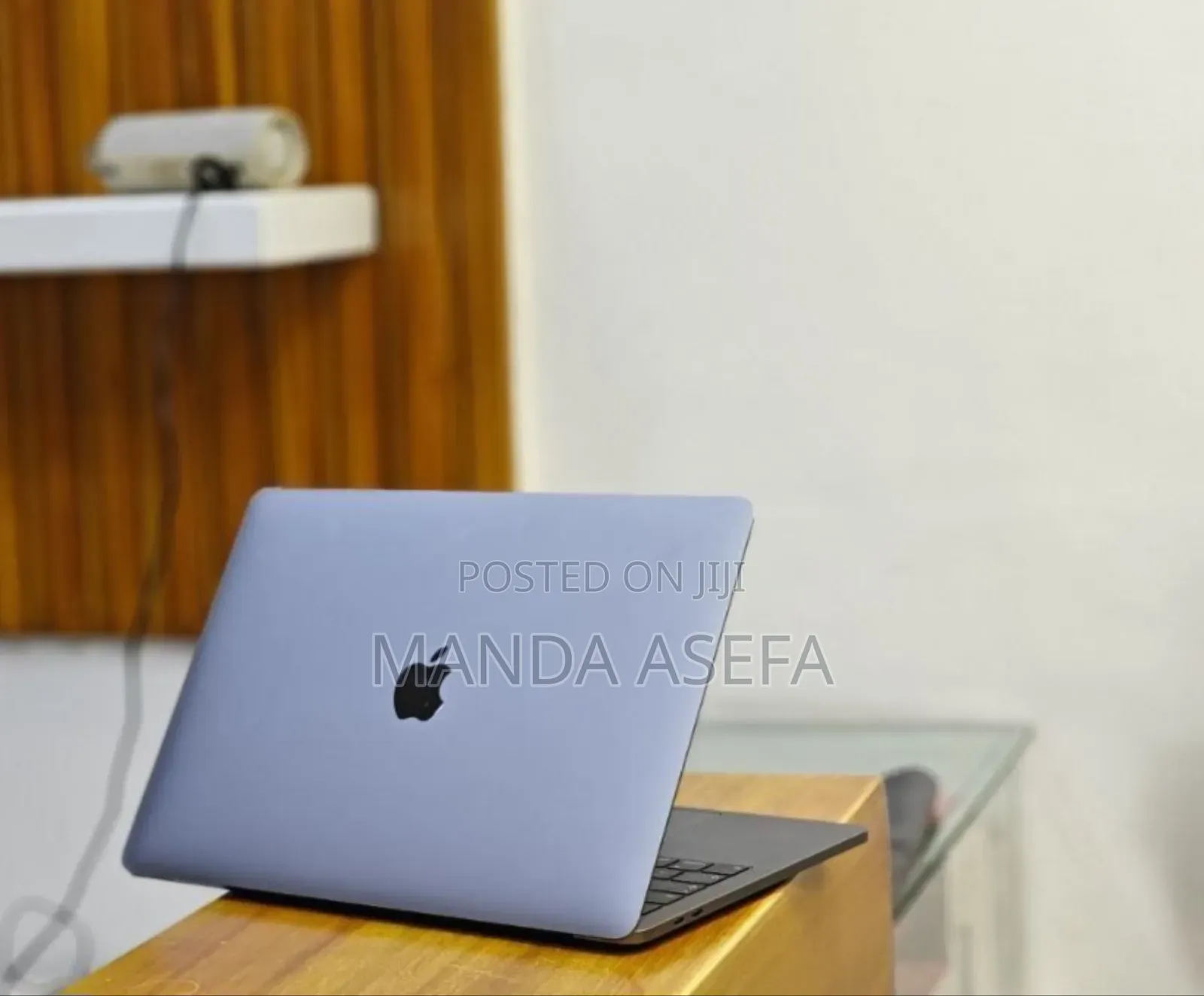 New Laptop Apple MacBook Pro 2019 16GB Intel Core I5 SSD 256GB