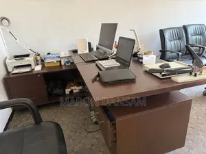 Photo - Office Desks