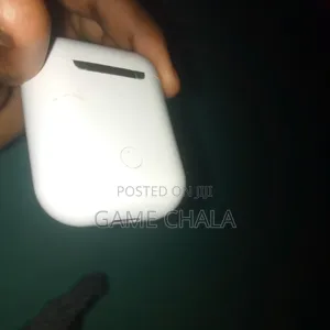 Photo - You Can Buy Any Wired and Wireless Headphones