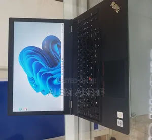 Photo - New Laptop Lenovo Thinkpad P15s 16GB Intel Core I7 SSD 256GB