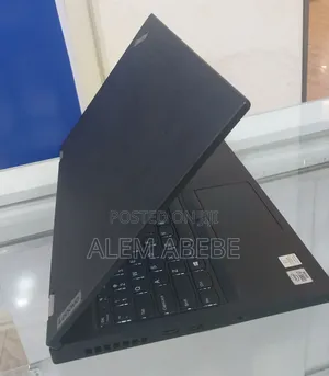 New Laptop Lenovo Thinkpad P15s 16GB Intel Core I7 SSD 256GB
