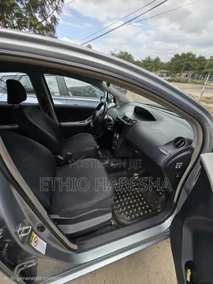 Photo - Toyota Yaris HB T1 2009 Gray