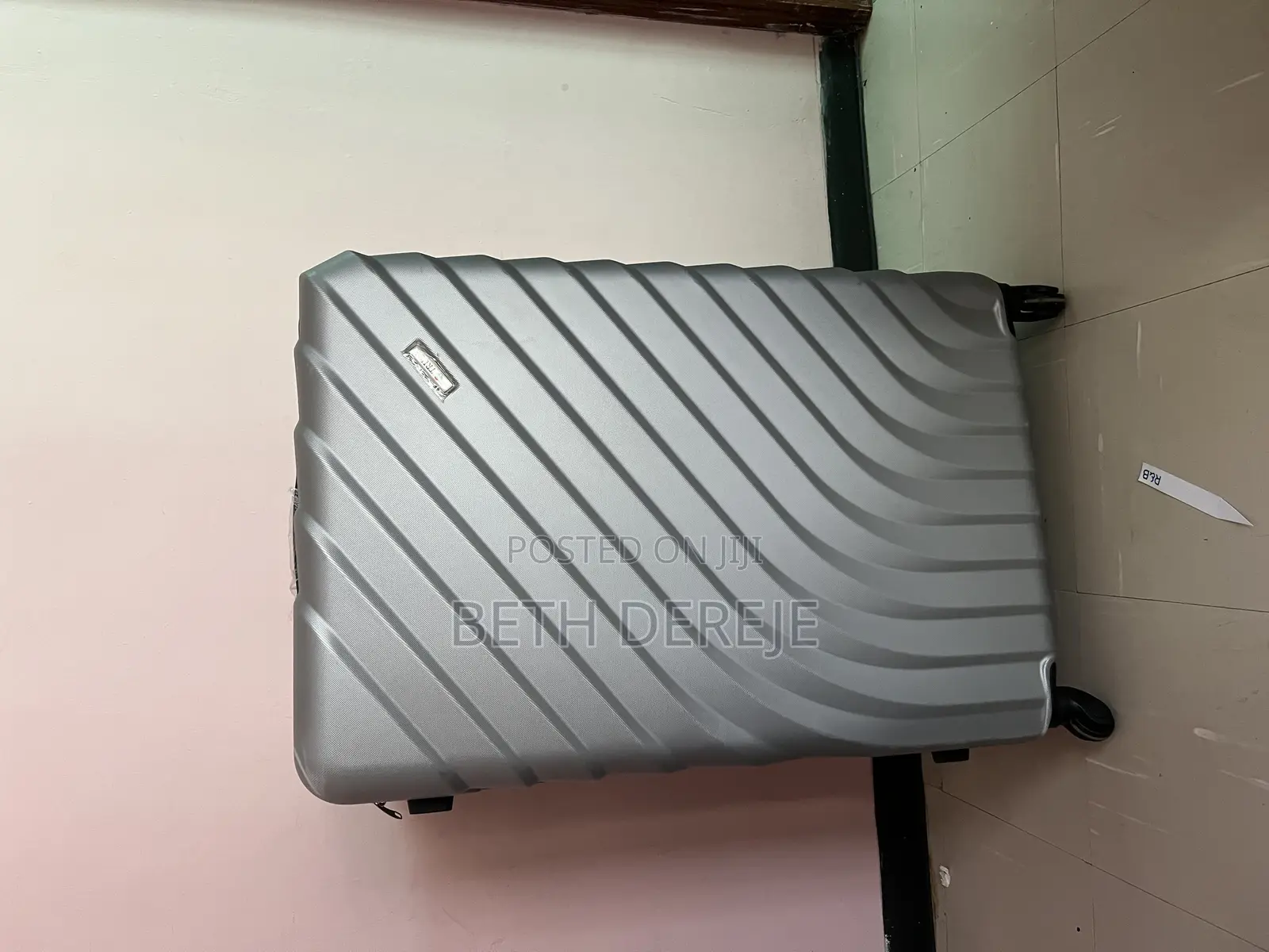 Luggage 32kg ሻንጣ