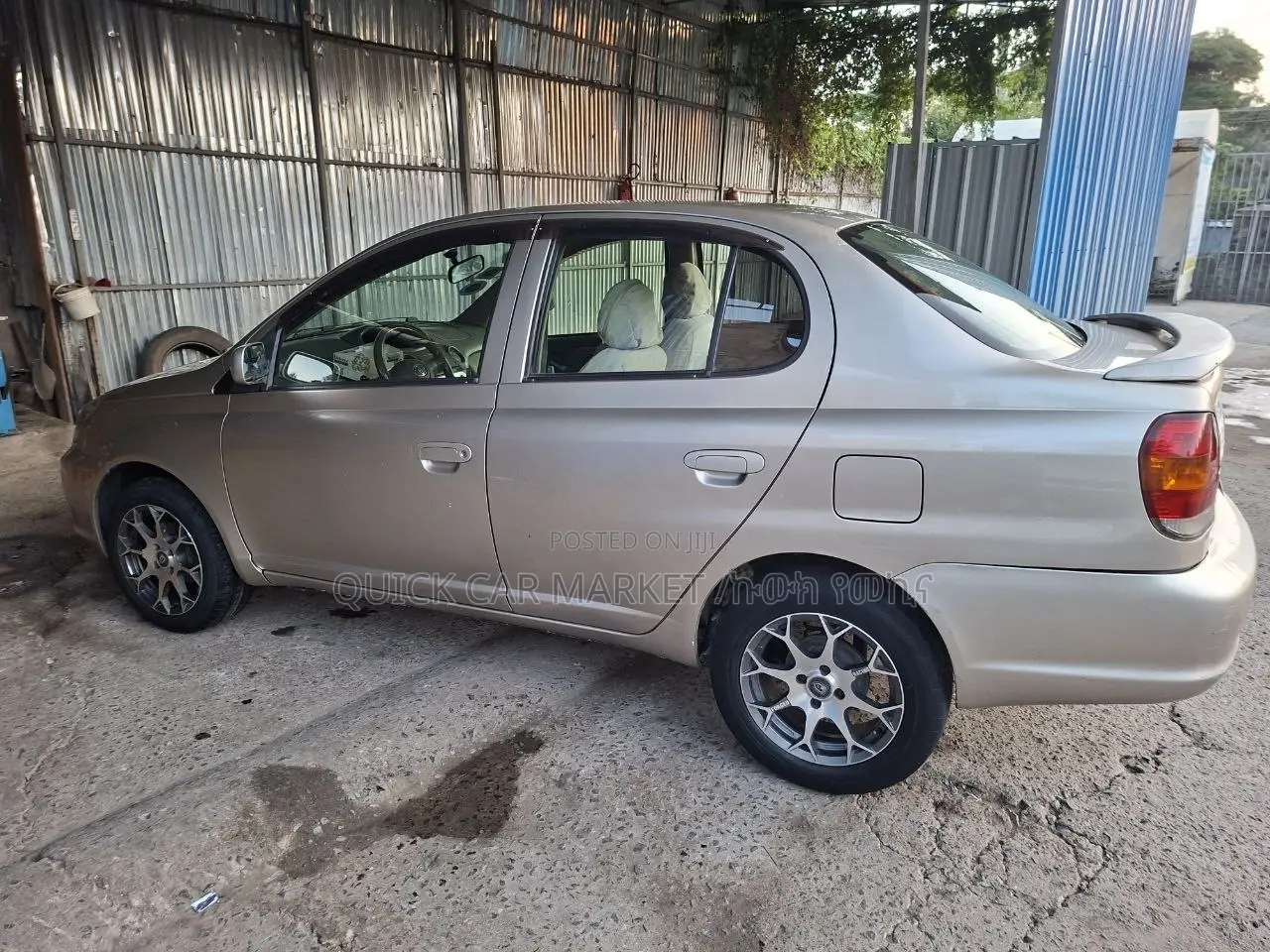 Toyota Platz 1.0 FWD 2005 Silver