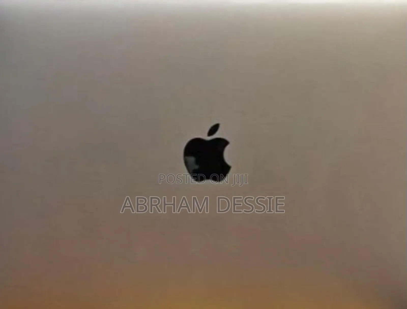 New Laptop Apple MacBook Pro 2019 16GB Intel Core I5 SSD 256GB