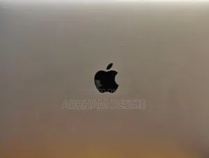 Photo - New Laptop Apple MacBook Pro 2019 16GB Intel Core I5 SSD 256GB