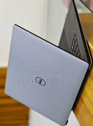 New Laptop Dell 16GB Intel Core I7 SSD 256GB