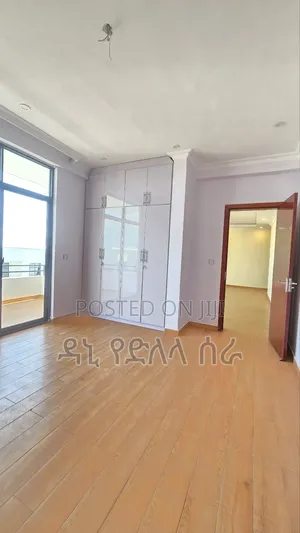 Furnished 2bdrm Apartment in አዲስ አበባ, Bole for sale