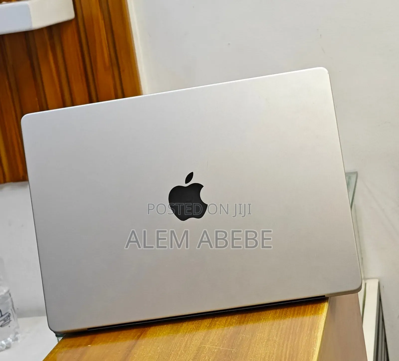 New Laptop Apple MacBook Pro M1 16GB Apple M1 SSD 1T