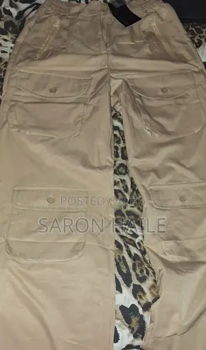 Photo - Cargo Jeans/Pants