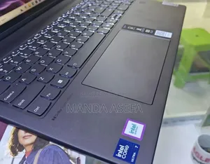 New Laptop Lenovo Yoga 7i 16GB Intel Core Ultra 7 SSD 1T