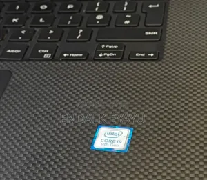 Photo - New Laptop Dell Precision 5540 16GB Intel Core I9 SSD 512GB