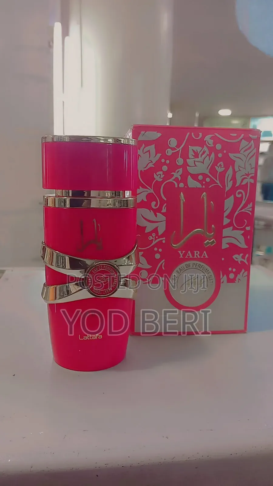 Lattafa Yara Candy Eau De Parfum.