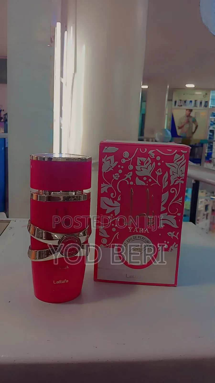 Lattafa Yara Candy Eau De Parfum.