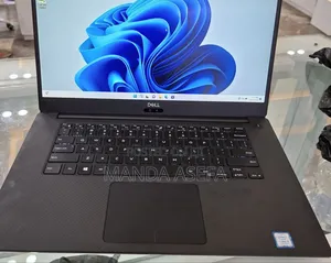 New Laptop Dell Precision 5540 16GB Intel Core I5 SSD 256GB