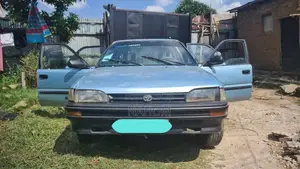 Photo - Toyota Corolla 1991 Blue