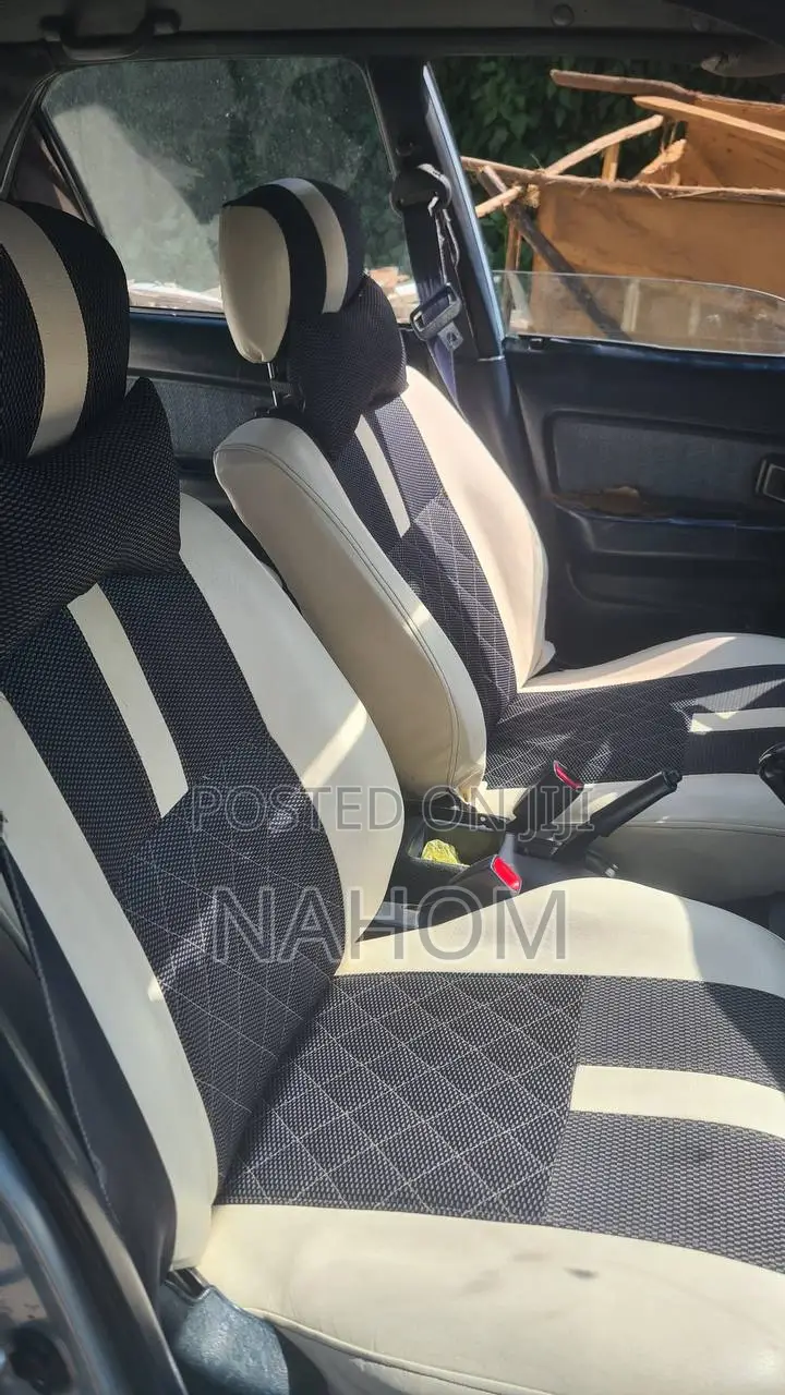 Toyota Corolla 1991 Blue