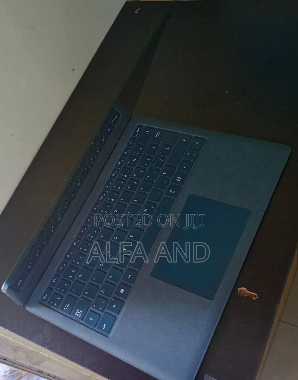 New Laptop Microsoft Surface Laptop 16GB Intel Core I7 SSD 256GB