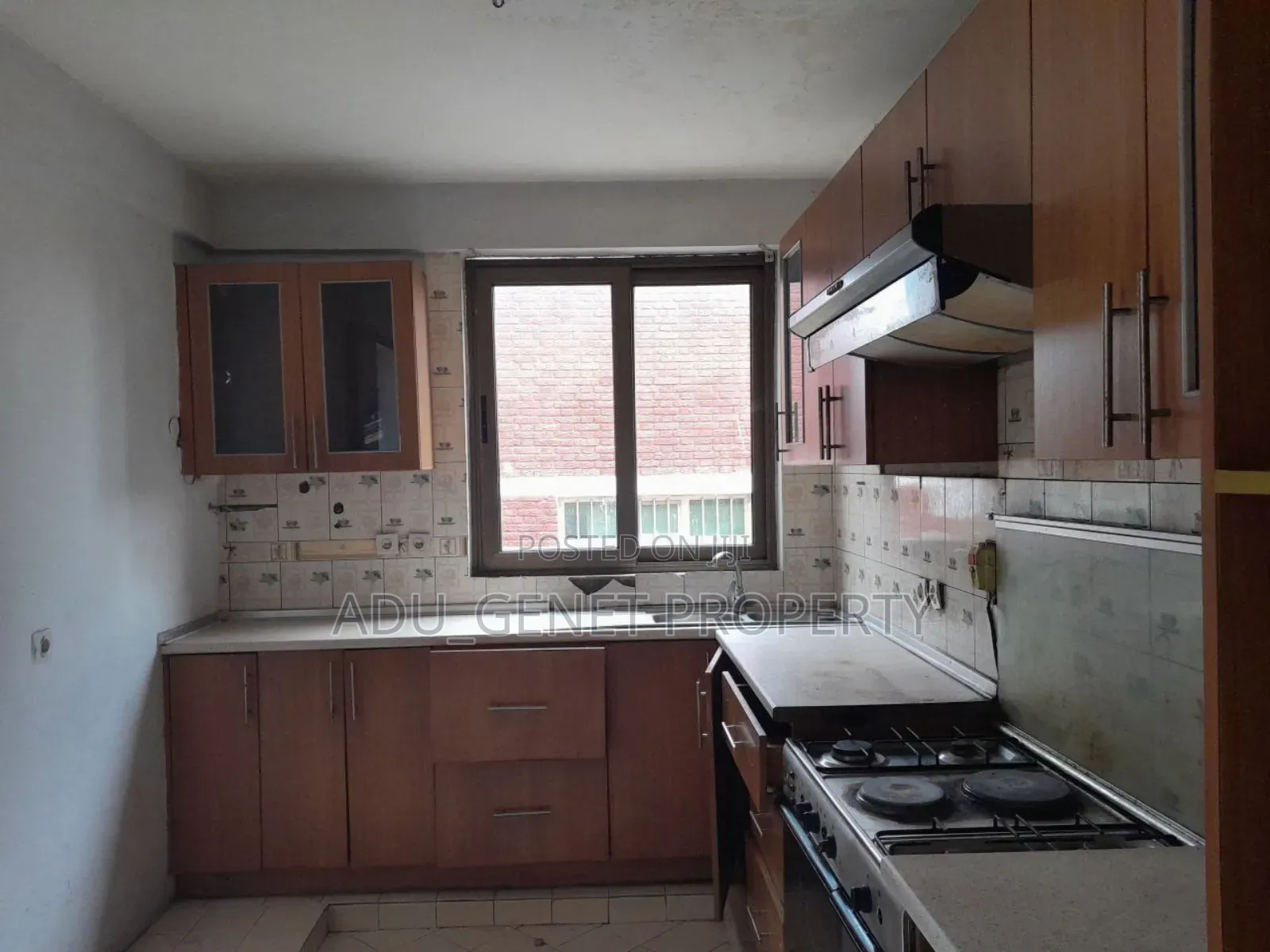 Furnished 3bdrm House in አያት, Bole for sale