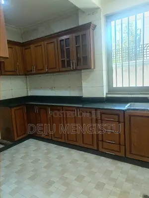 6bdrm House in ሳበ ሁለት, Bole for sale