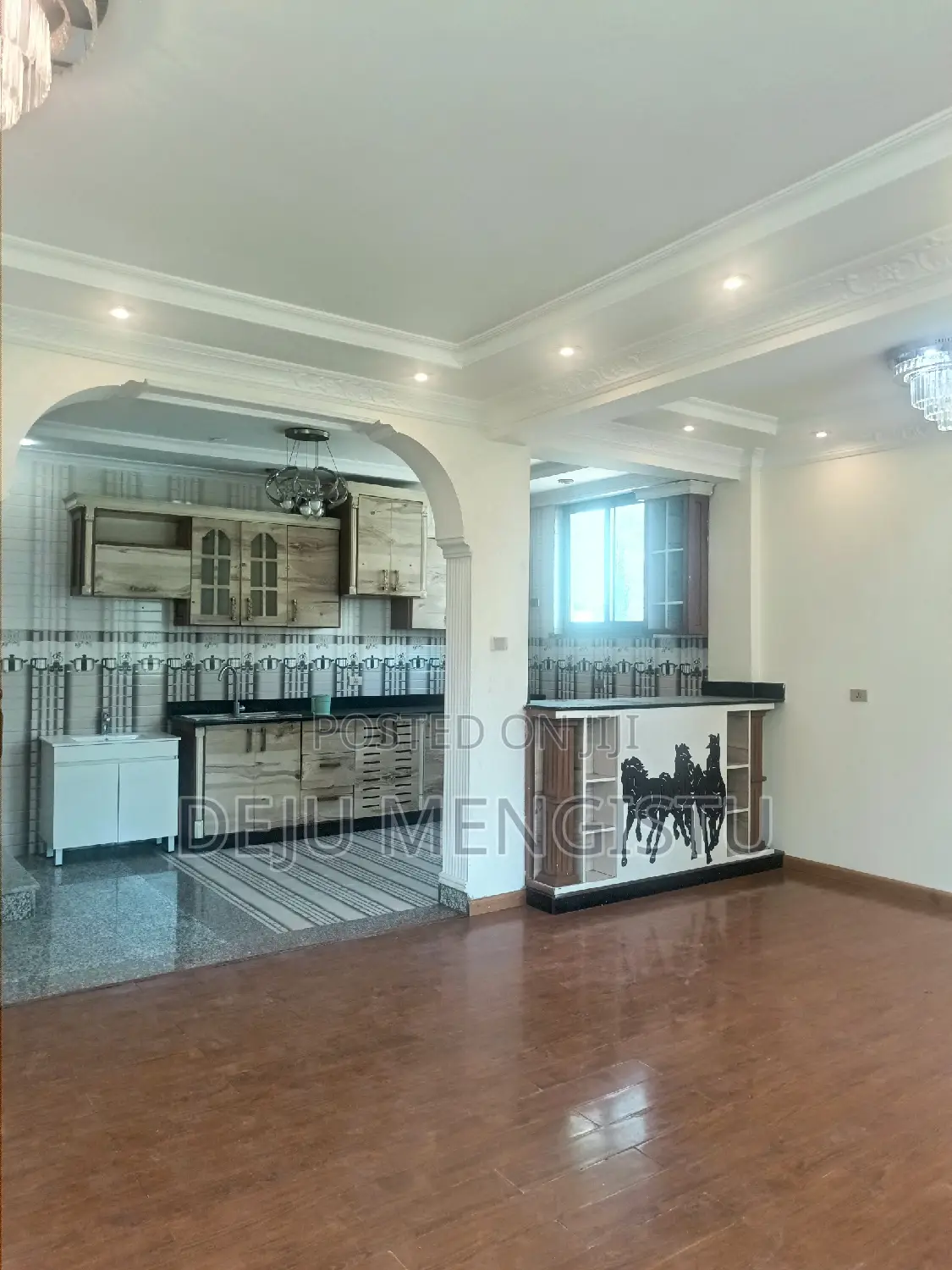 6bdrm House in ሳበ ሁለት, Bole for sale