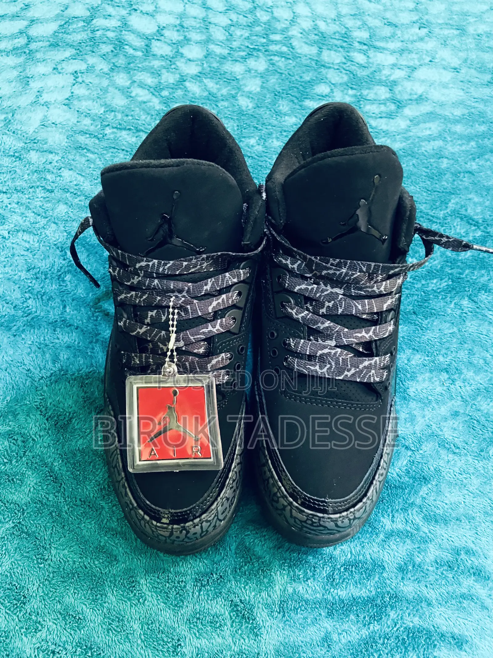 Jordan 3 Black Cat