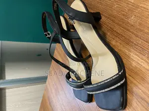 Heel Shoes With Classy Styles