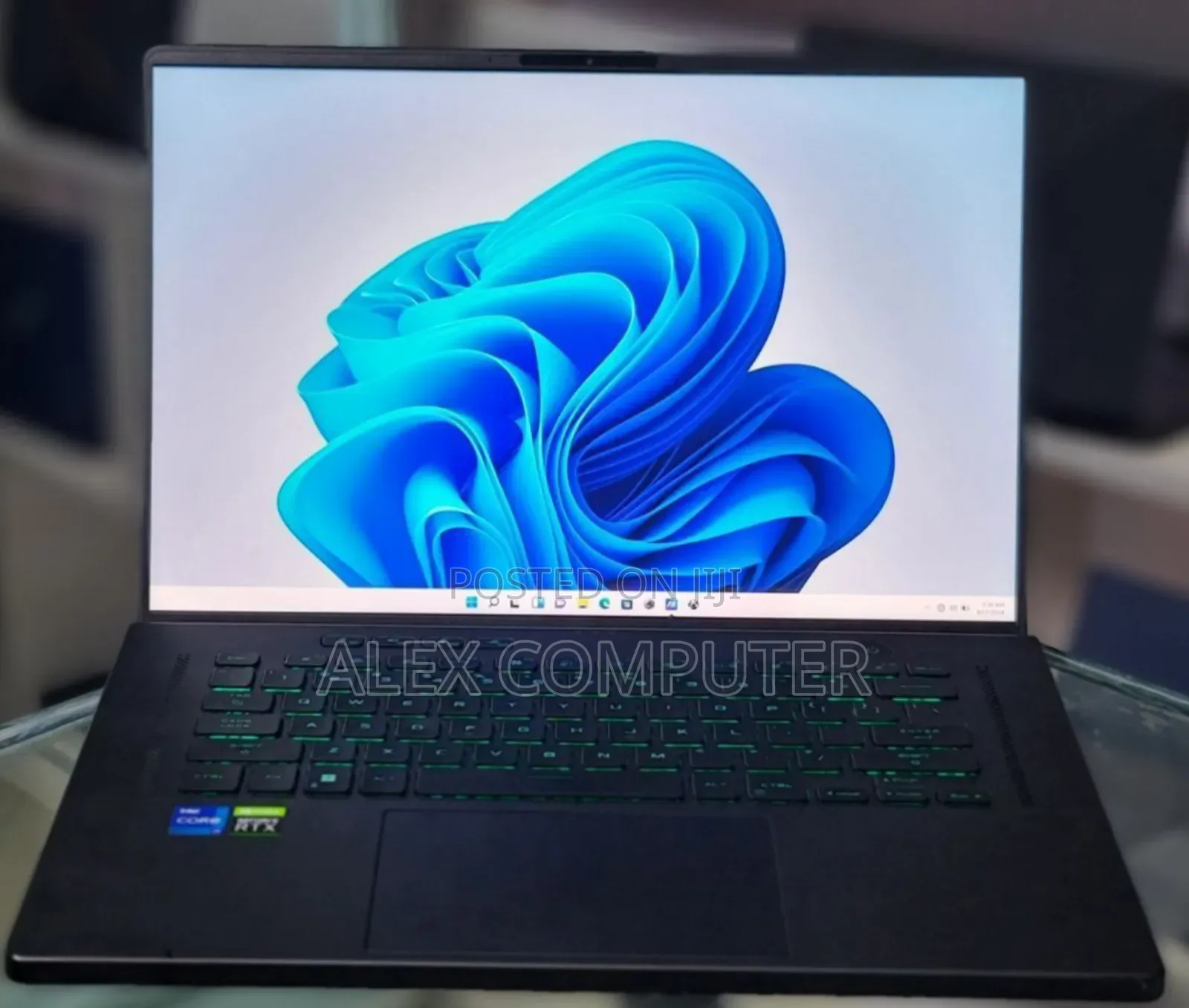 New Laptop Asus ROG Zephyrus G15 16GB Intel Core i7 SSD 1T