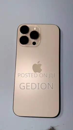 Photo - Apple iPhone 16 Pro Max 256 GB Gold