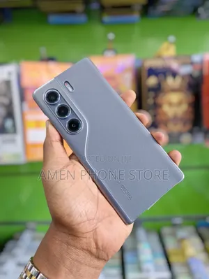 New Tecno Camon 40 Pro 256 GB