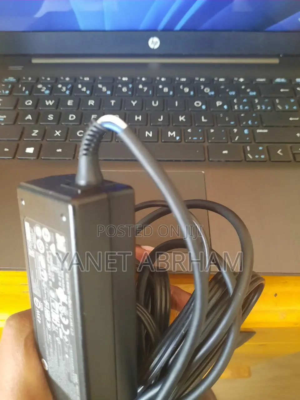 Laptop HP Stream 14-Cb110nr 4GB Intel Celeron eMMC 60GB