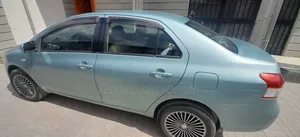 Photo - Toyota Yaris 2007 Blue