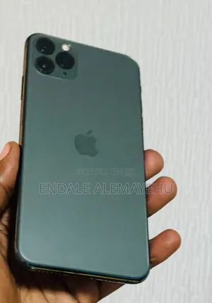 Photo - Apple iPhone 11 Pro Max 64 GB