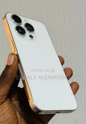 Photo - Apple iPhone 14 Pro 256 GB White