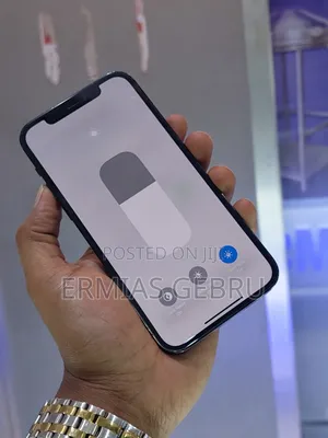 Photo - New Apple iPhone 12 Pro 128 GB Blue