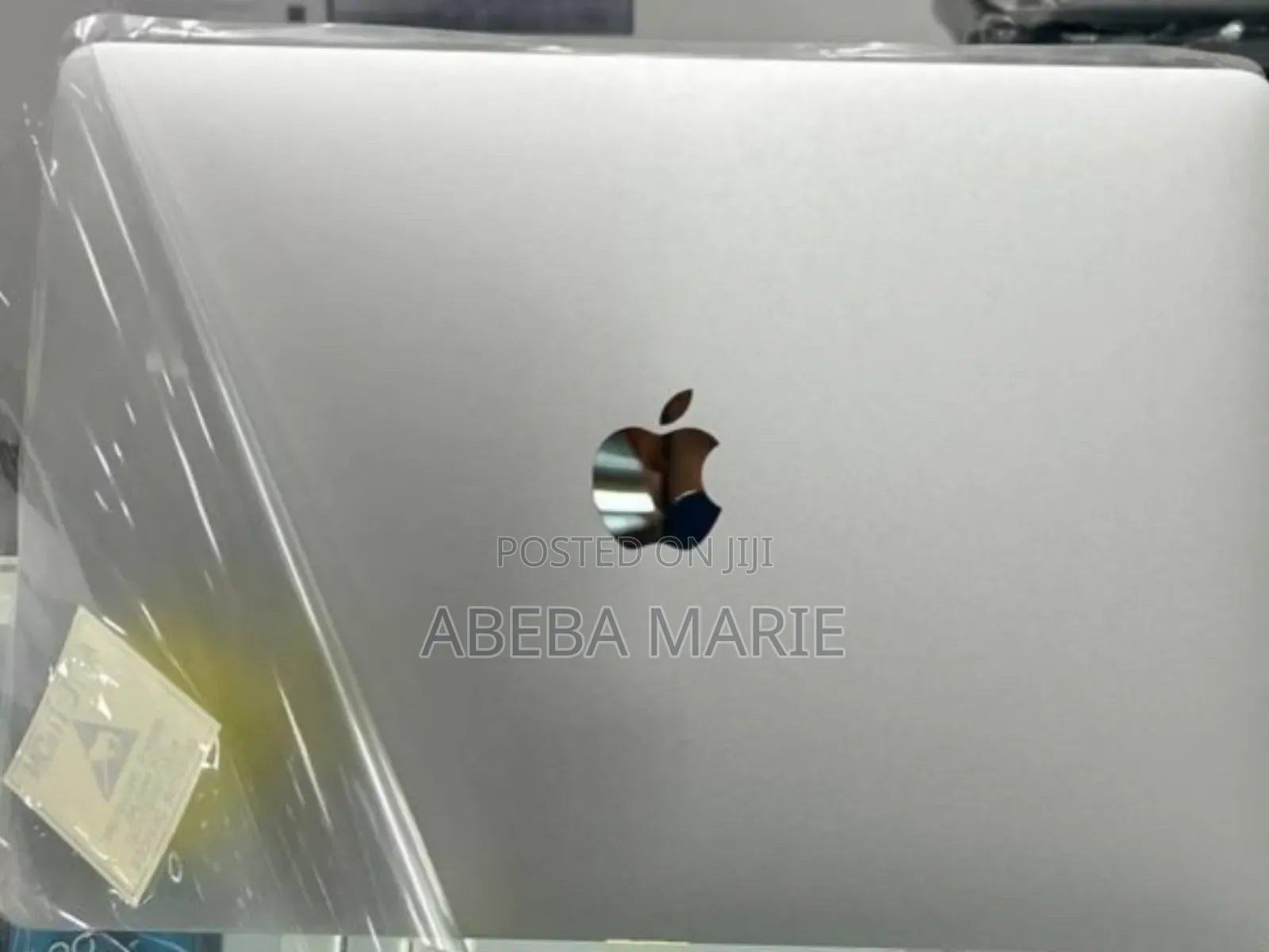 New Laptop Apple MacBook Air 2020 M1 8GB Apple M1 SSD 256GB