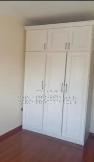 Furnished 5bdrm House in Bole for sale